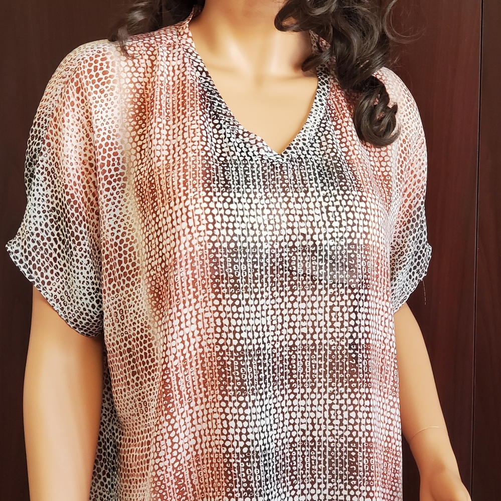 Cabi Printed Sheer Short Sleeve Blouse